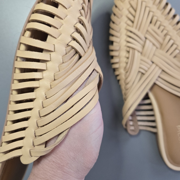 Pilcro Beige Woven Mules - Picture 6 of 15